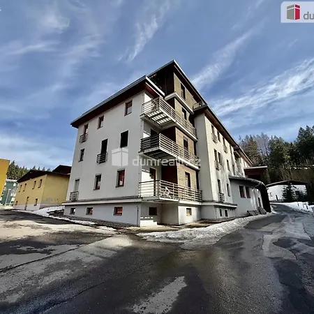 Mumlava Apartment *